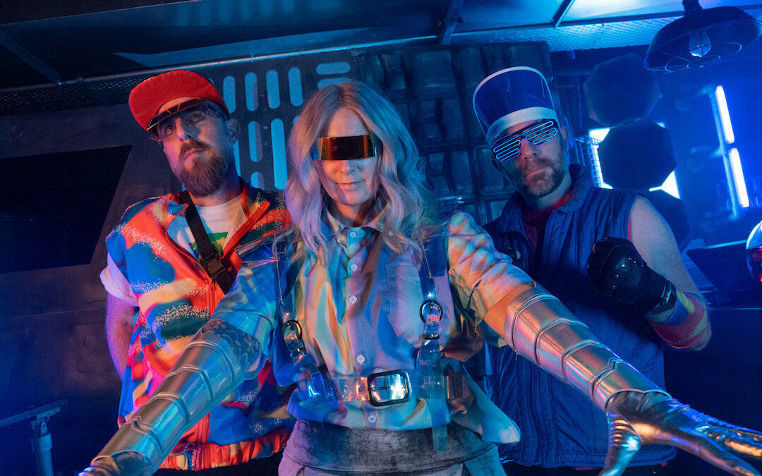 NZ Trio Brother Sister Continue to Channel 80s Goodness in New Banger + Visual Feast ‘Fantasy’