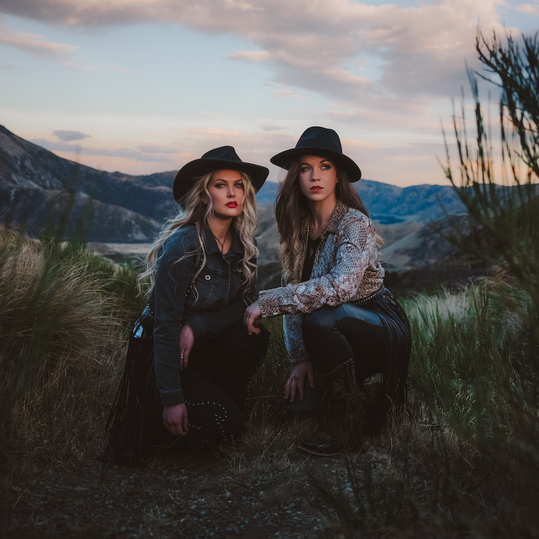 Rising Country Stars Steffany Beck & Miranda Easten Partner Up For Powerful Country Anthem, ‘Hell & Back’