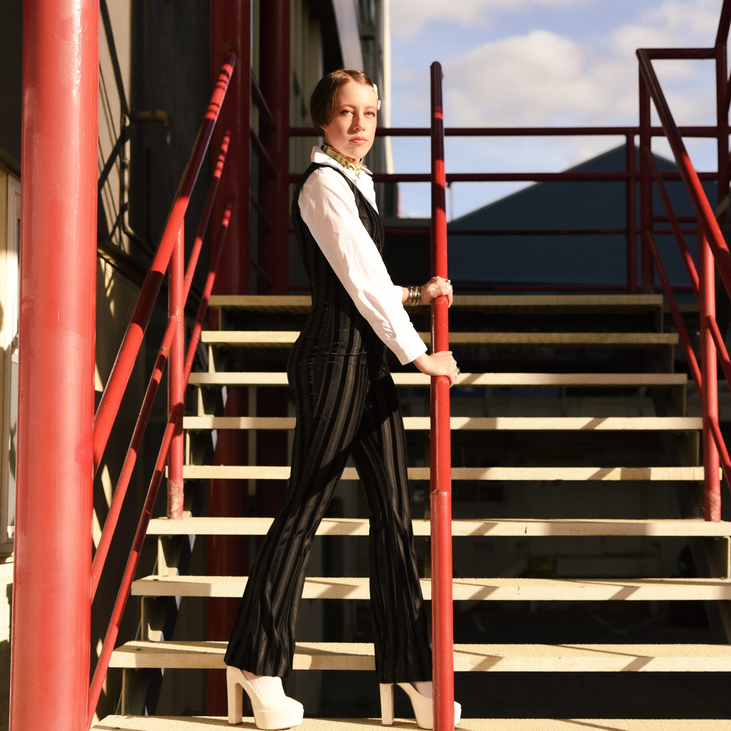 Frau Knotz Releases Spellbinding Debut EP ‘Nextraterrestrial’