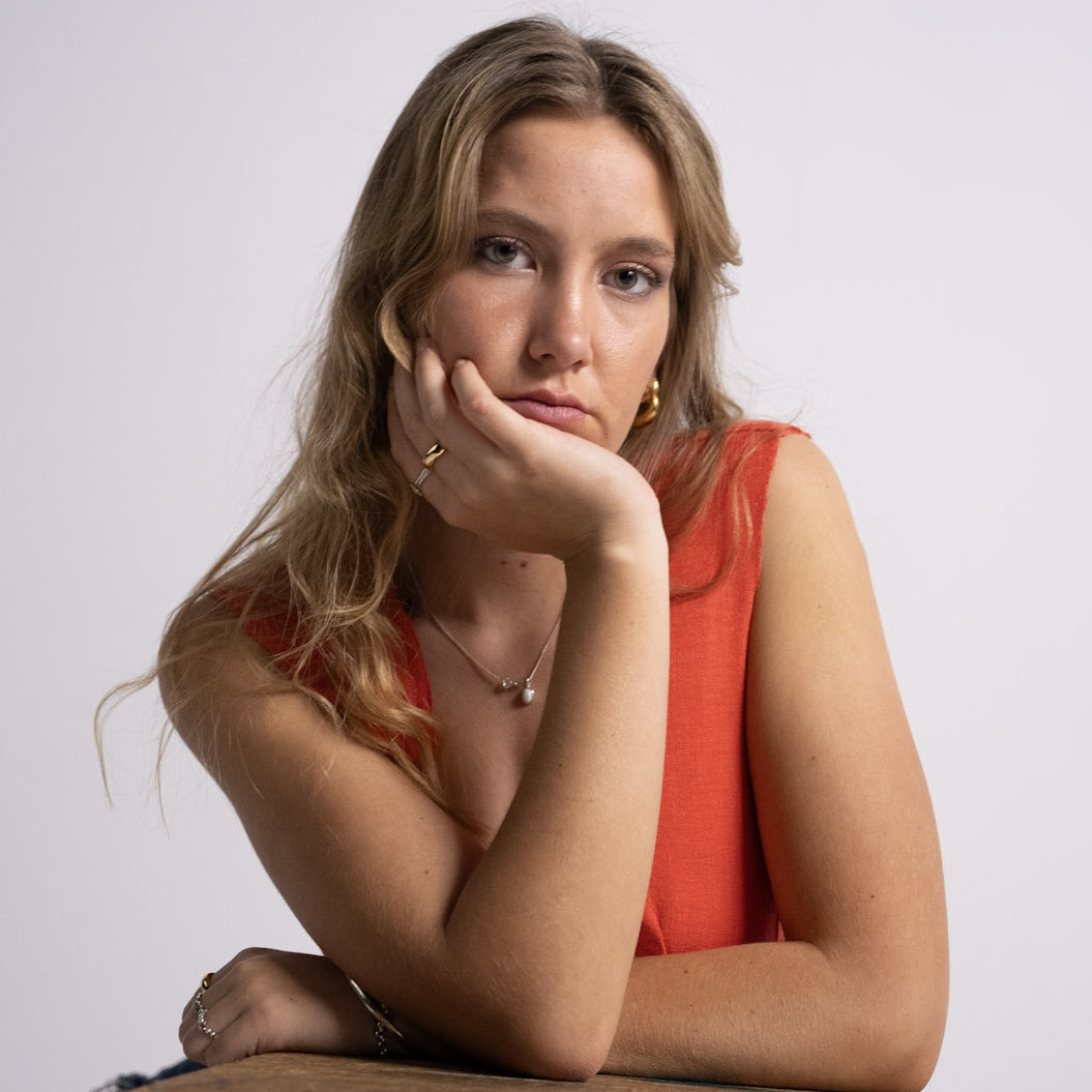 Indie-Pop Artist Lily Stiven Releases New Single ‘look where i am’