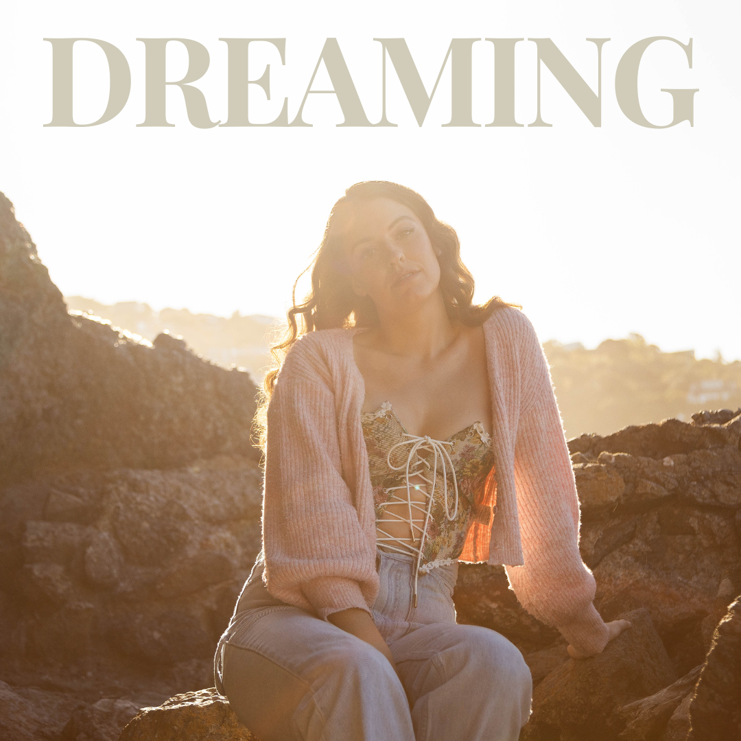 Eve Kelly Cruises Into Spring  With Warm New Single ‘Dreaming’