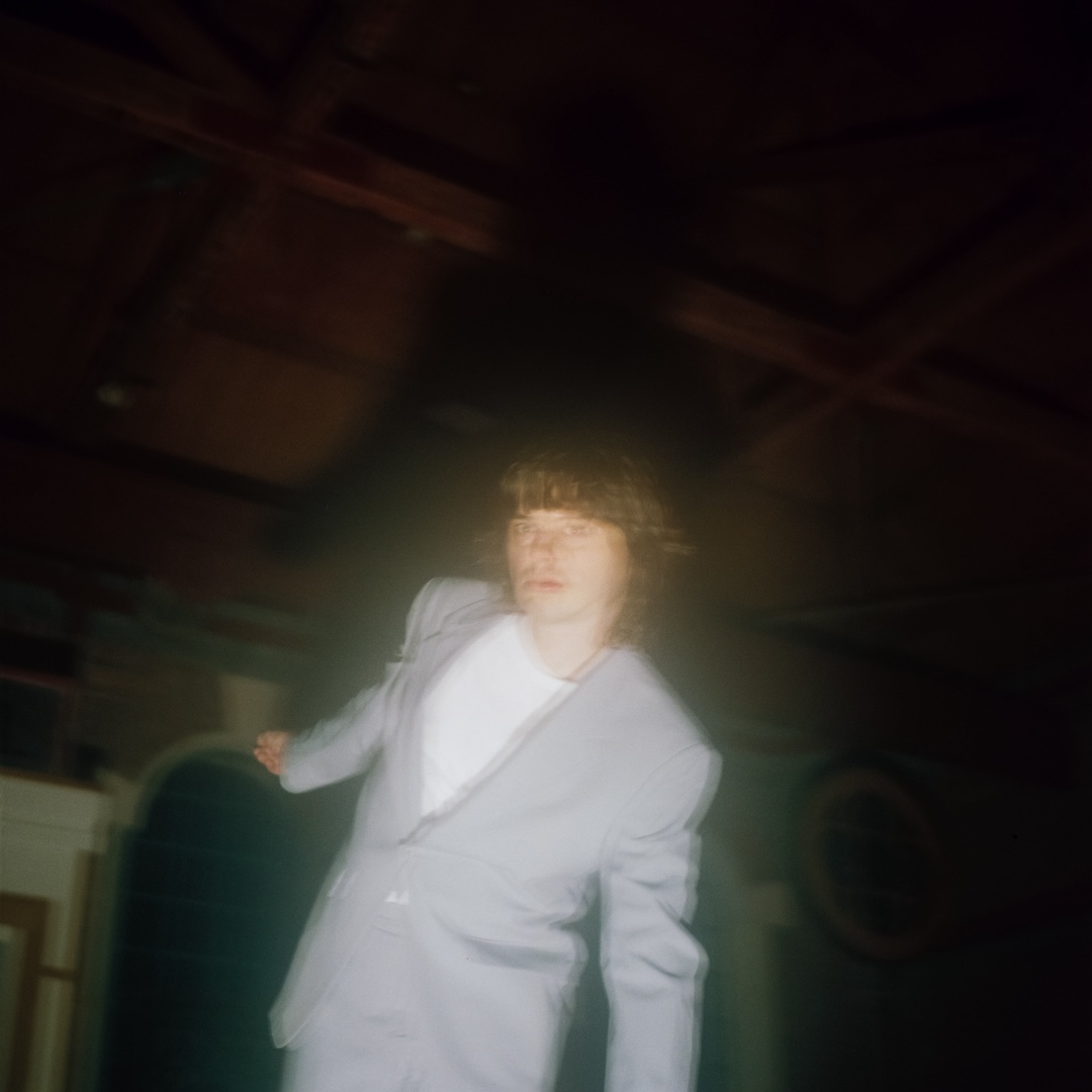 Adam Hattaway Releases New Single With Video Game  ‘Ain’t No Surprise’ Ahead Of Marlon Williams Produced Album <Em>High Horse</Em>