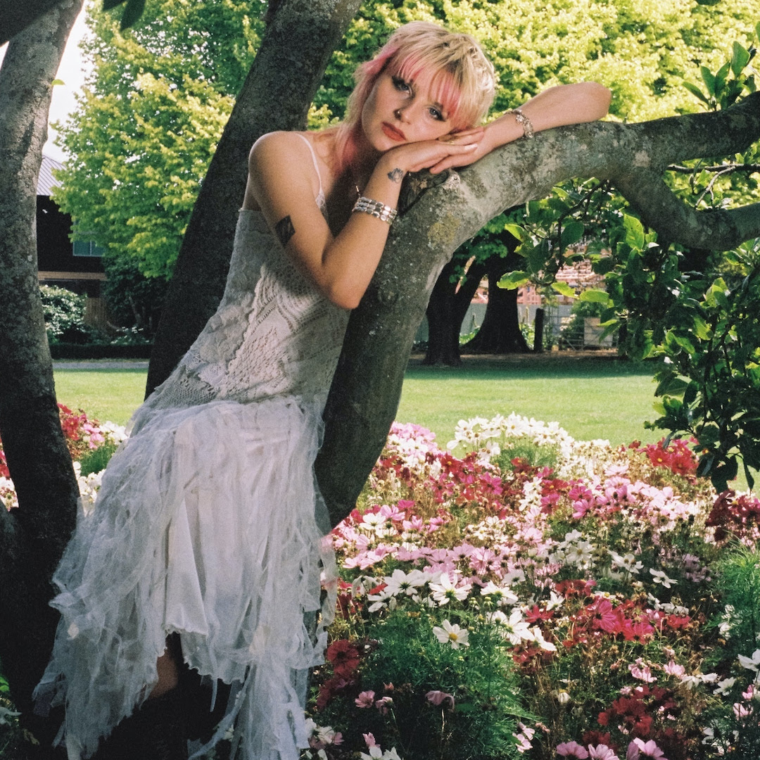 Mim Jensen Returns with New Single ‘The Mask’