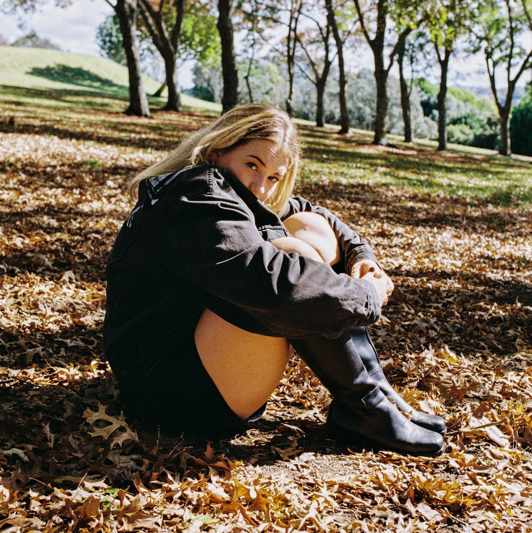 Zoë Vera Releases ‘Good Enough’, the First Single from Upcoming EP <em>Live Harder</em>