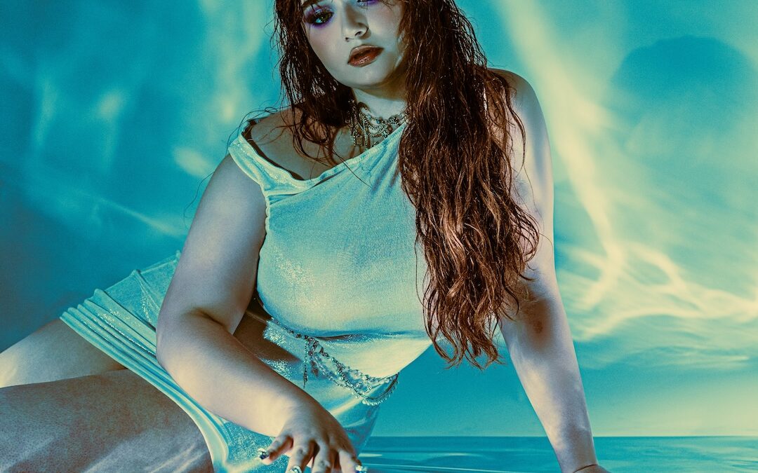 Chlo’s New Single ‘Galaxy’