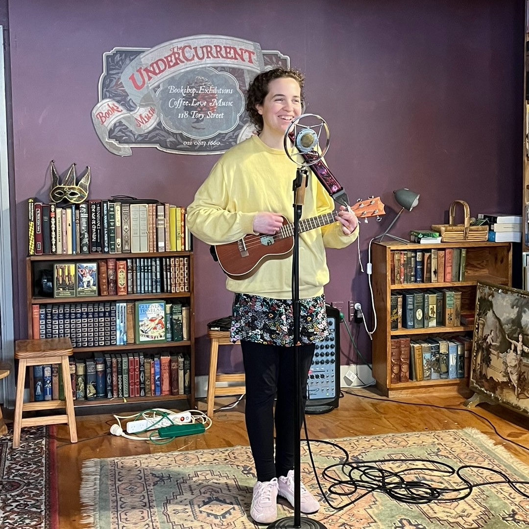 Hannah Virk Releases Holiday Single ‘Festive Seasons’