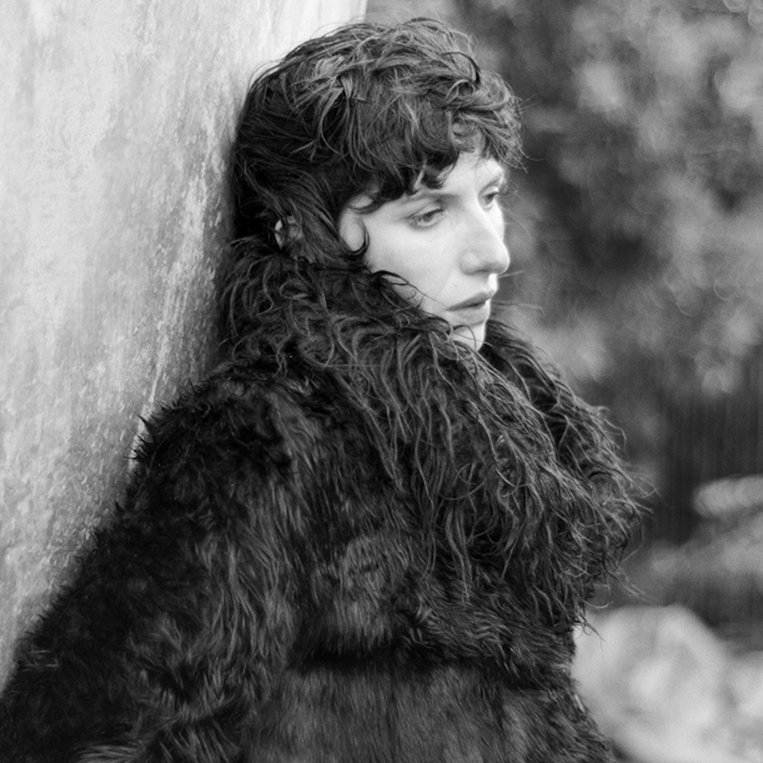 Aldous Harding Announces New Album <em>Train On The Island</em> + Shares New Single ‘One Stop’