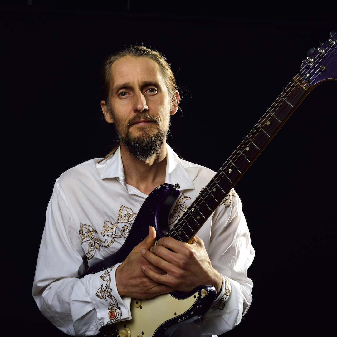 Coromandel’s DYLAN Uplifts and Confronts with Raw, Lucid Guitar-Driven Offering ‘The Light’