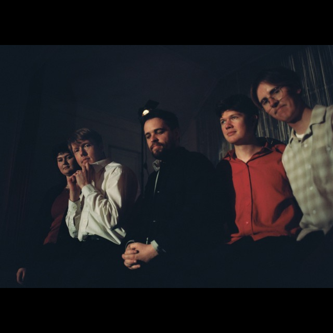 Welcomer Announce Their Debut Record ‘Calendars’ Accompanied by a Nationwide Tour and New Single ‘Magazine Clippings (feat. Lontalius)’