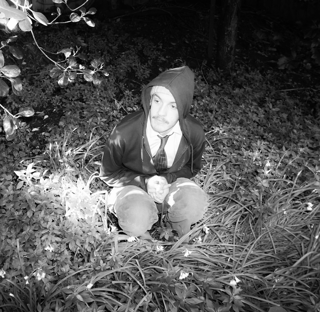 Jack Bromwich Releases ‘Hound’