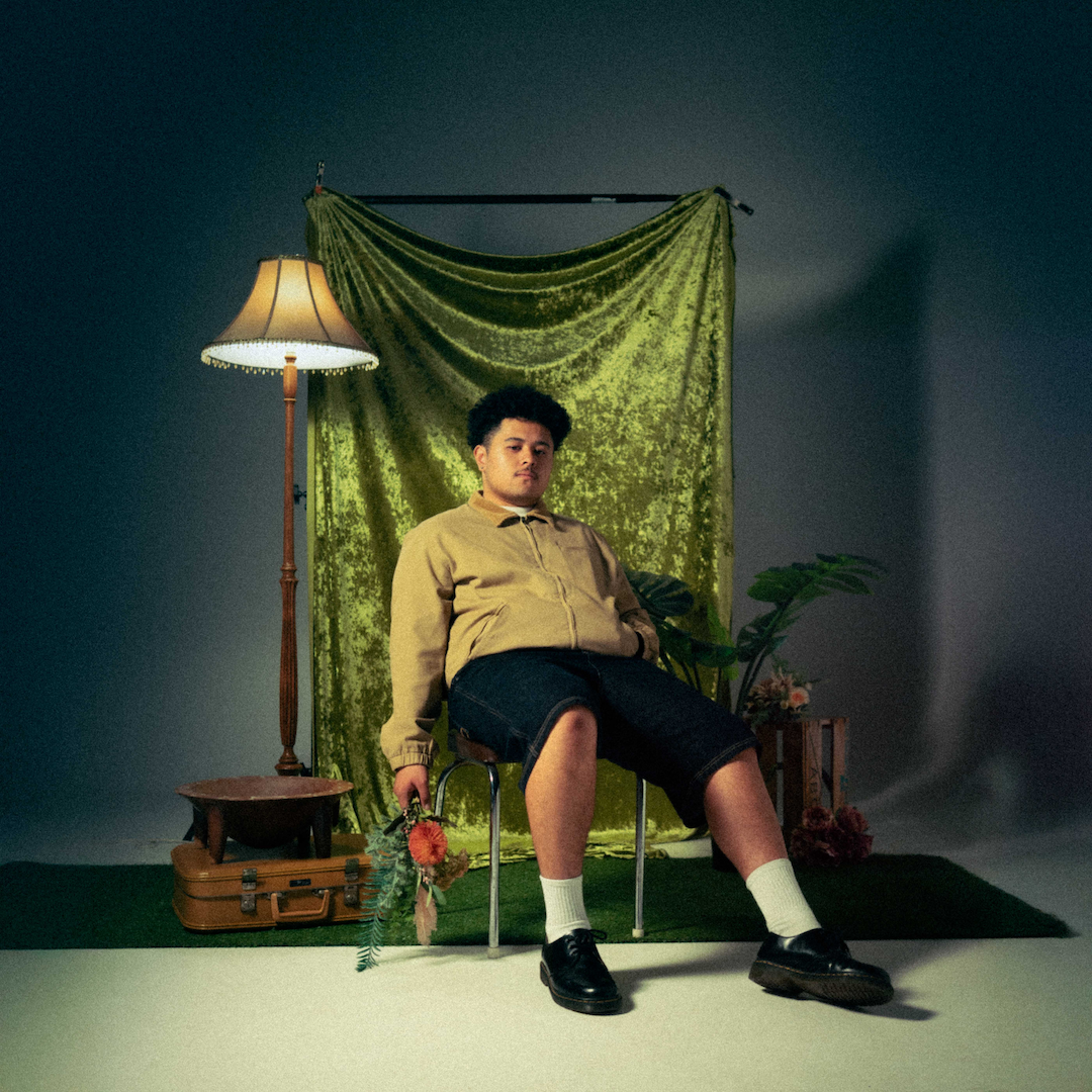 HALES Chases A Love Beyond Time And Space On New Single ‘Deja Vu’