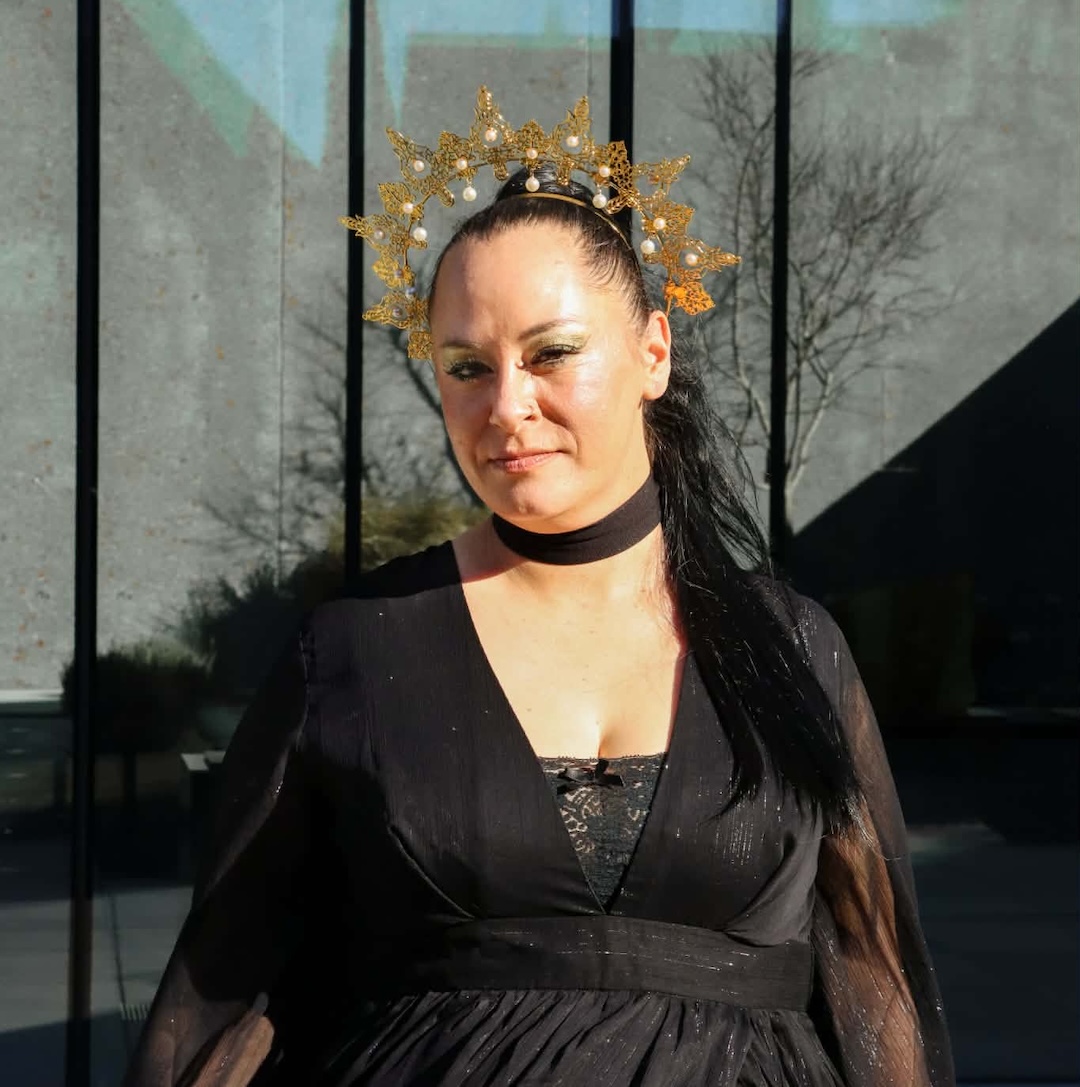 Ōtautahi-based Singer-Songwriter Rebecca Robin Releases Bilingual Waiata ‘Haere Rā’